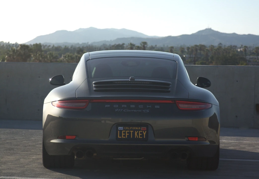 2013 Porsche 991 Carrera 4S - Image 6 of 31