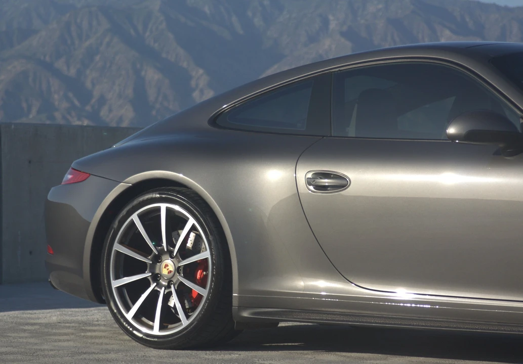 2013 Porsche 991 Carrera 4S - Image 16 of 31