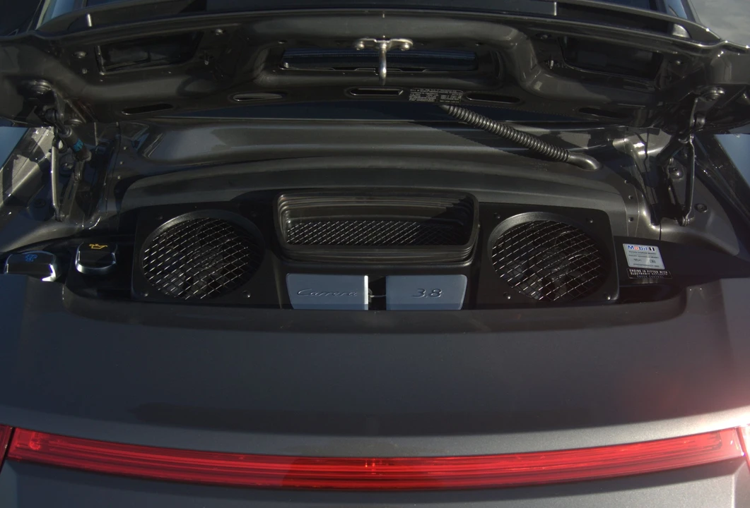 2013 Porsche 991 Carrera 4S - Image 19 of 31