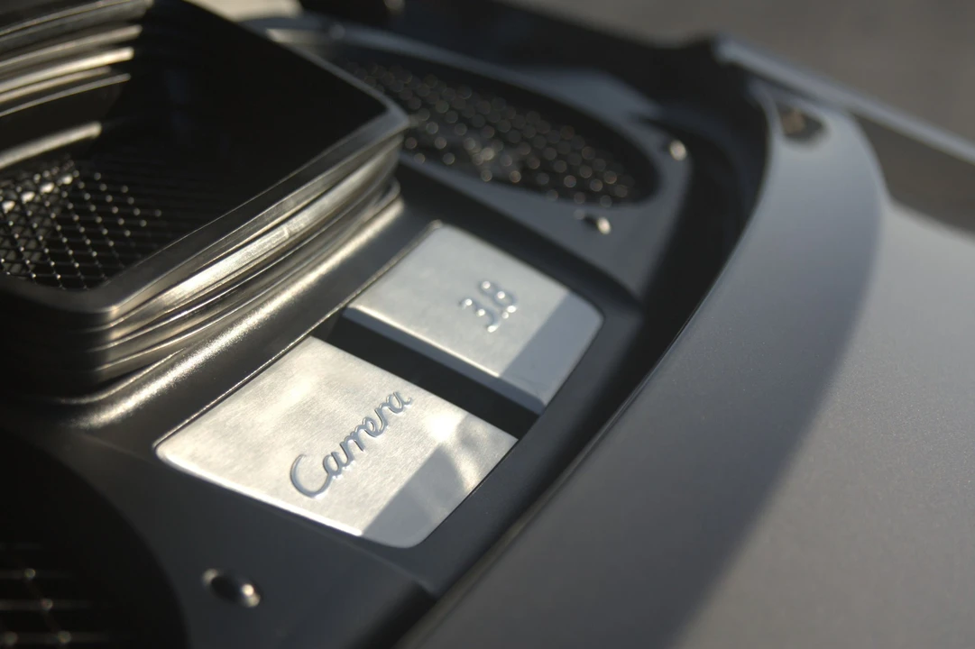2013 Porsche 991 Carrera 4S - Image 21 of 31