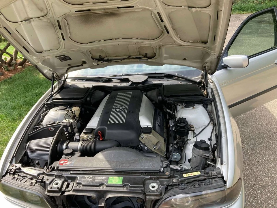 2000 BMW E39 540i - Image 15 of 21