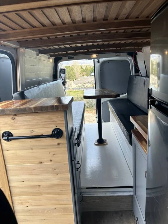 2020 Mercedes-Benz VS30 Sprinter - Image 2 of 17
