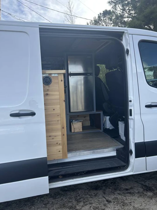 2020 Mercedes-Benz VS30 Sprinter - Image 15 of 17