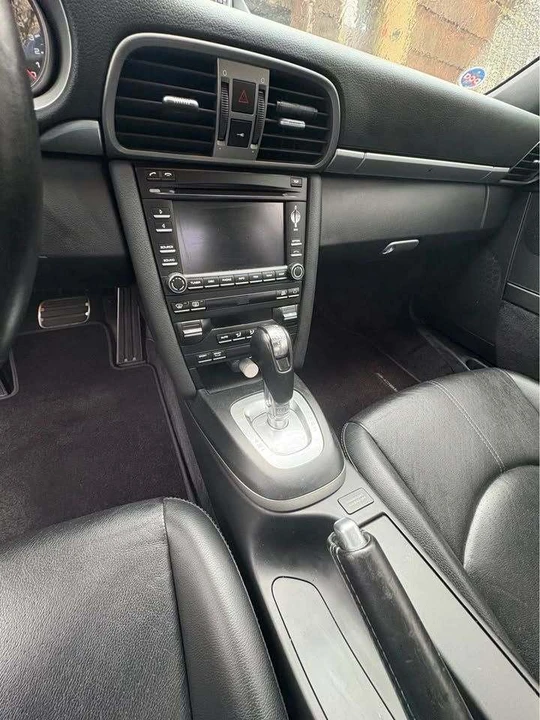 2010 Porsche 997 Carrera - Image 7 of 14