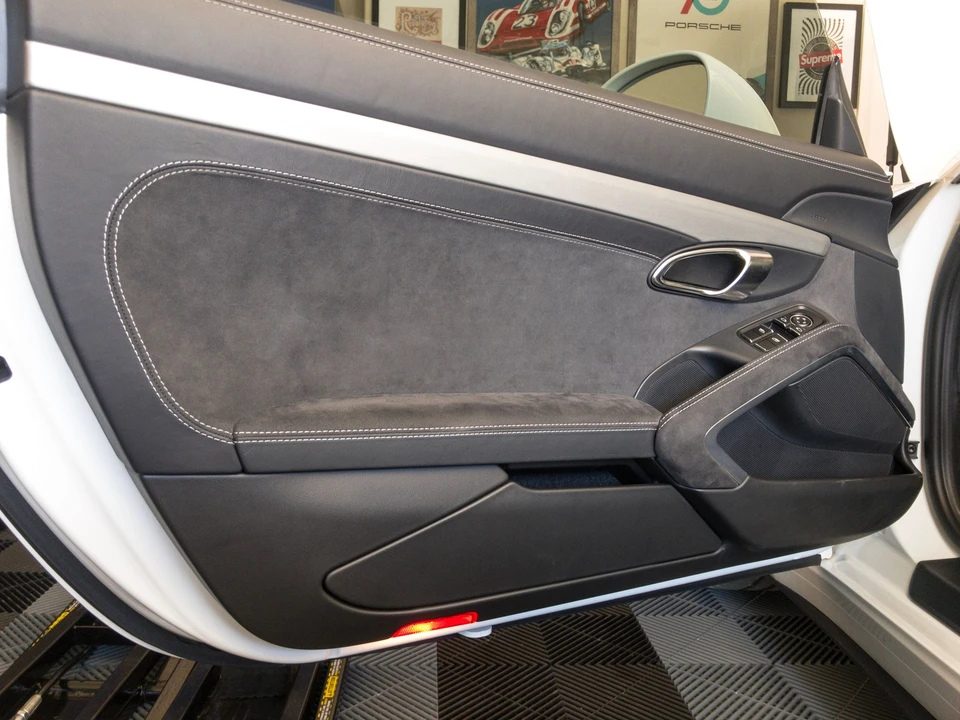 2014 Porsche 991 GT3 - Image 8 of 21