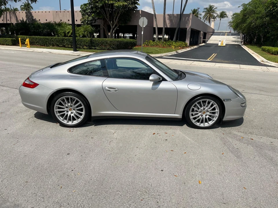 2006 Porsche 997 Carrera 4 - Image 3 of 18