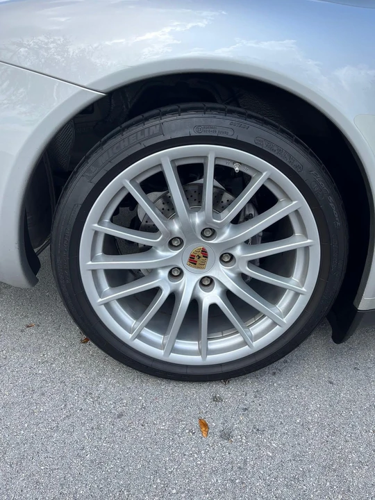 2006 Porsche 997 Carrera 4 - Image 8 of 18
