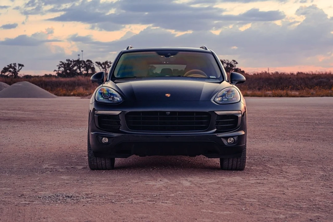2016 Porsche 958 Cayenne S - Image 4 of 31