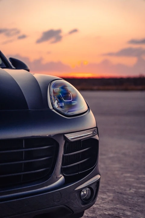2016 Porsche 958 Cayenne S - Image 11 of 31