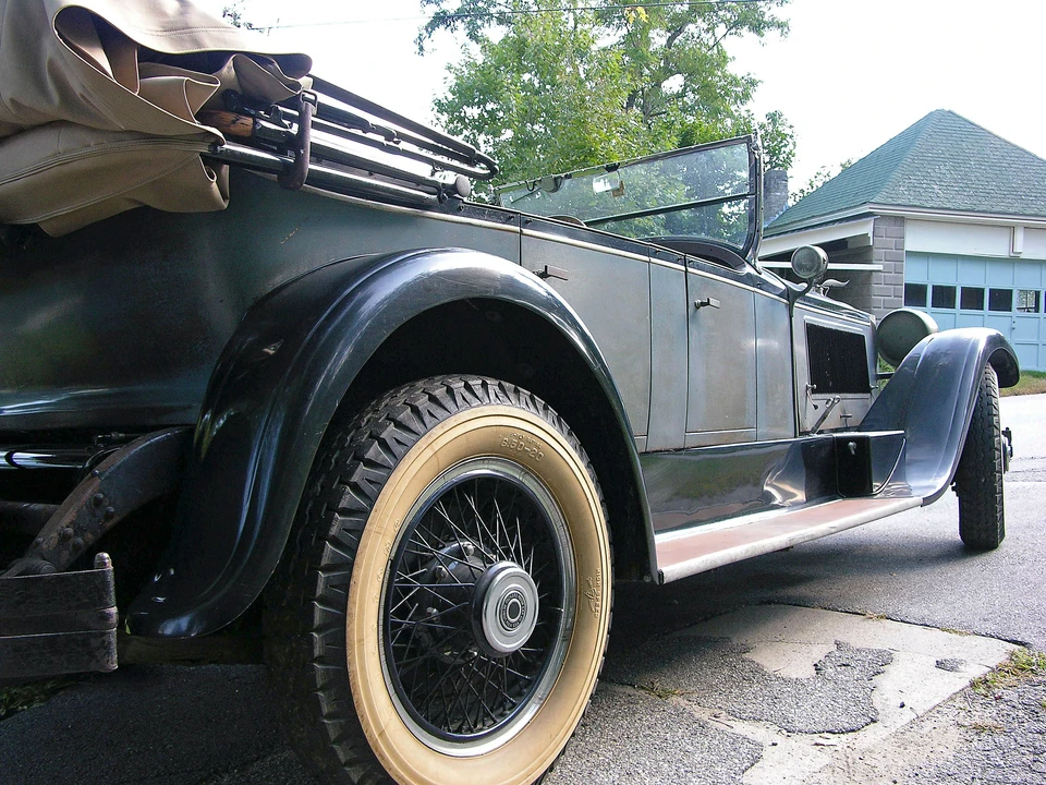 1925 Packard Eight - Image 2 of 3