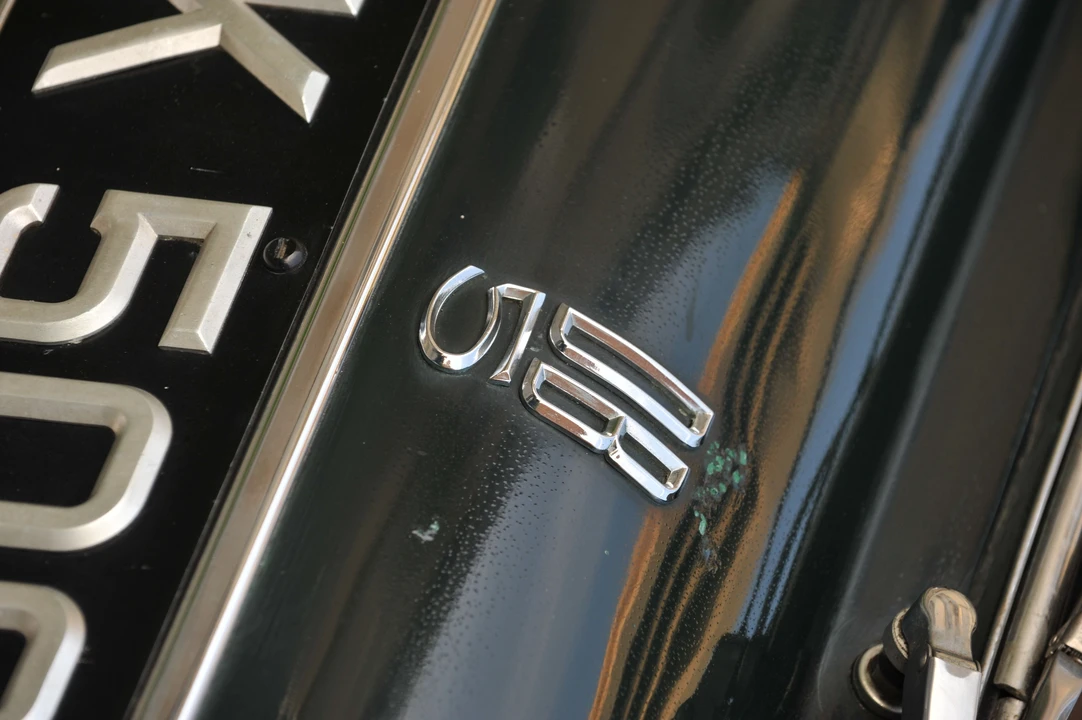 1965 Aston Martin DB5 Vantage - Image 13 of 20