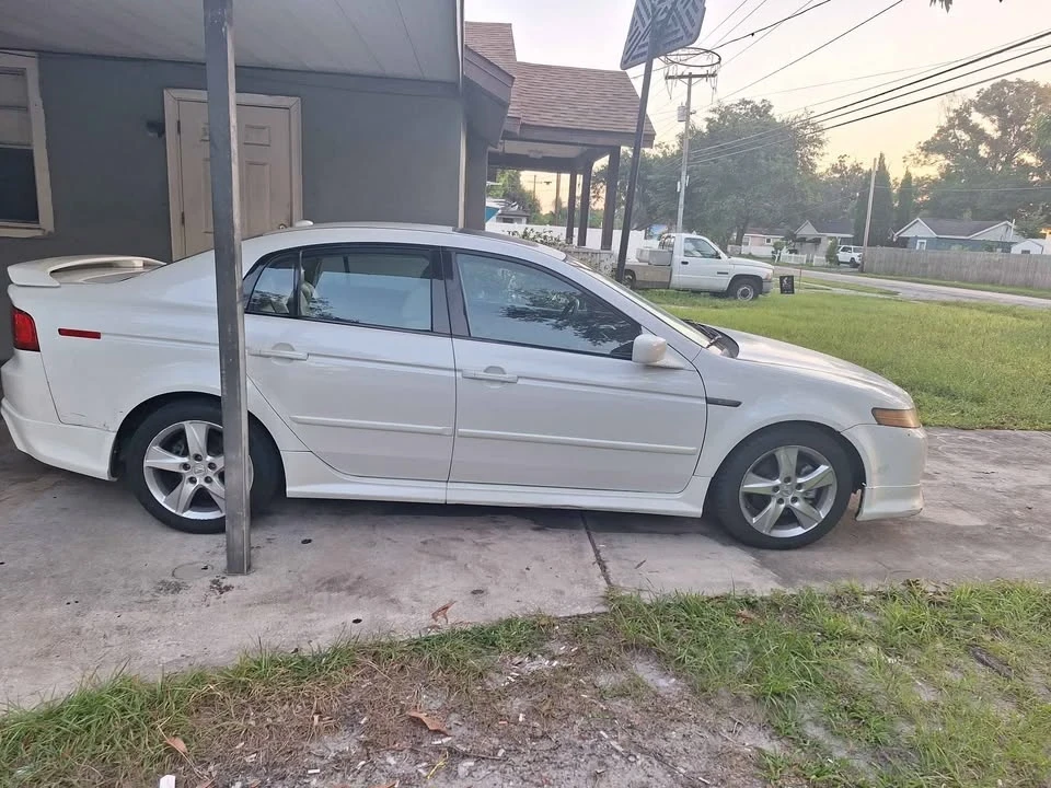 2005 Acura TL 3rd Gen - Image 2 of 5