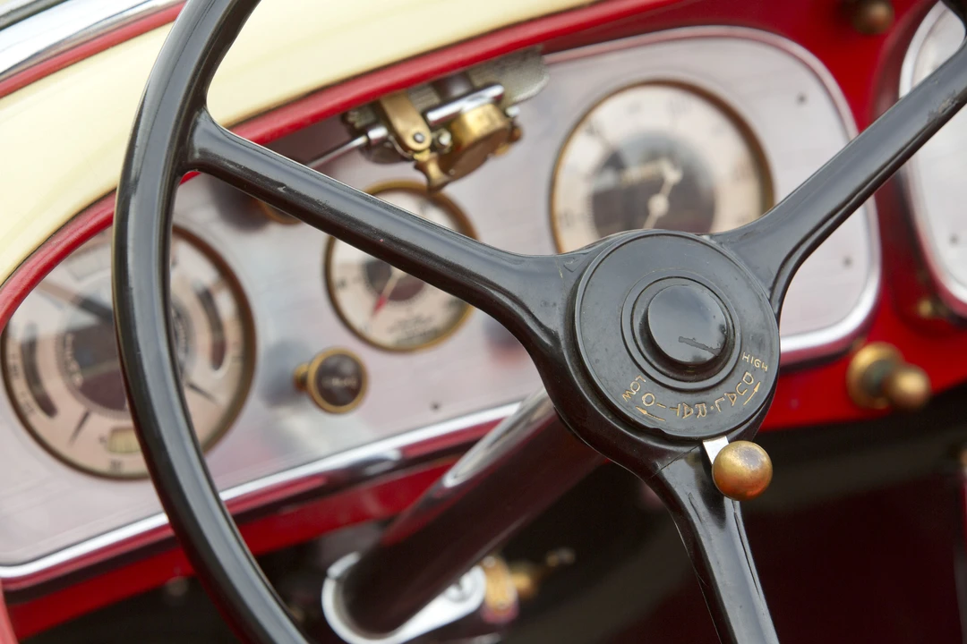 1949 Auburn Speedster - Image 15 of 31