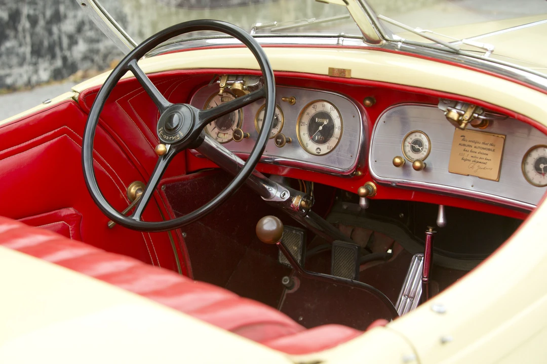 1949 Auburn Speedster - Image 22 of 31