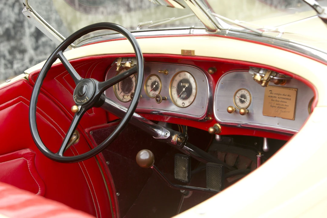 1949 Auburn Speedster - Image 21 of 31