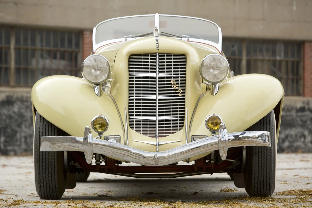 1949 Auburn Speedster - Image 7 of 31