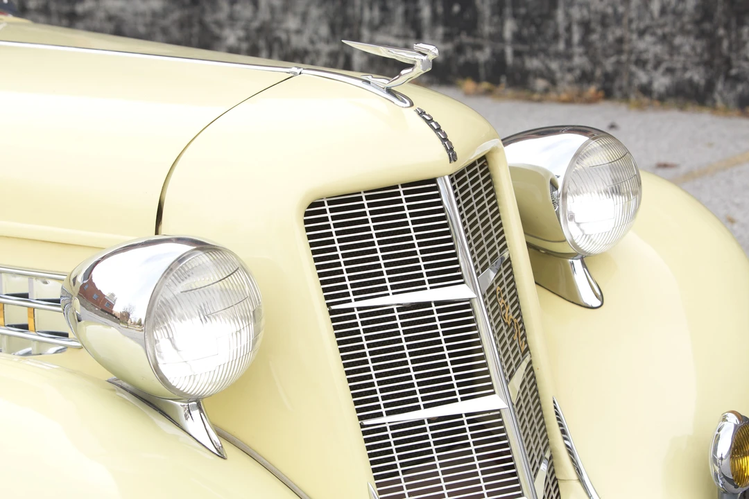 1949 Auburn Speedster - Image 27 of 31