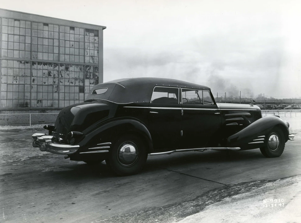 1936 Cadillac Series 70 & 75 - Image 12 of 14