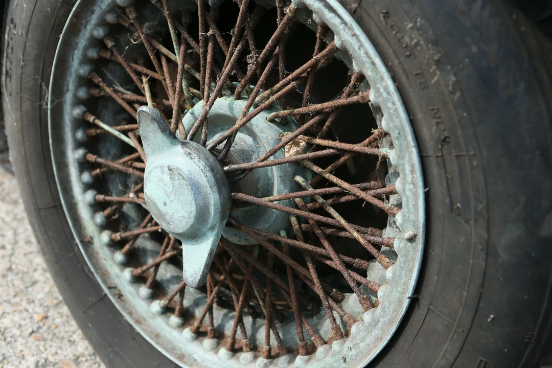 1963 Aston Martin DB4 Vantage - Image 16 of 24