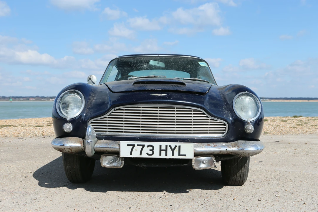 1963 Aston Martin DB4 Vantage - Image 5 of 24