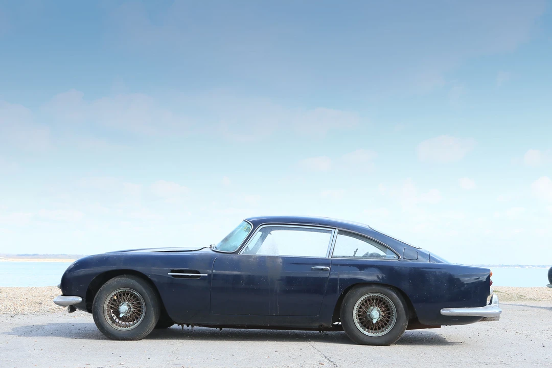 1963 Aston Martin DB4 Vantage - Image 9 of 24