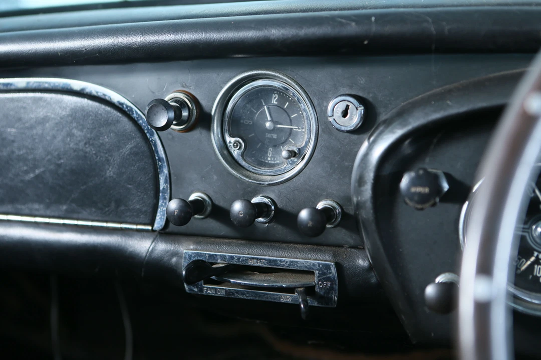 1963 Aston Martin DB4 Vantage - Image 11 of 24