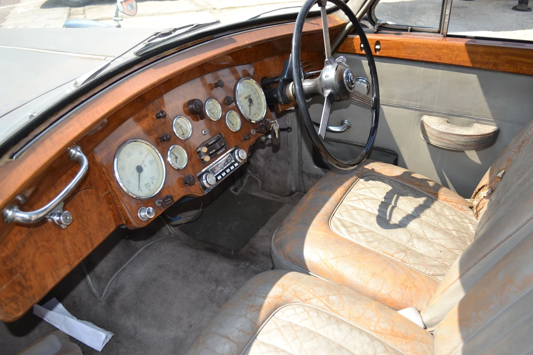 1955 Daimler - Image 5 of 8