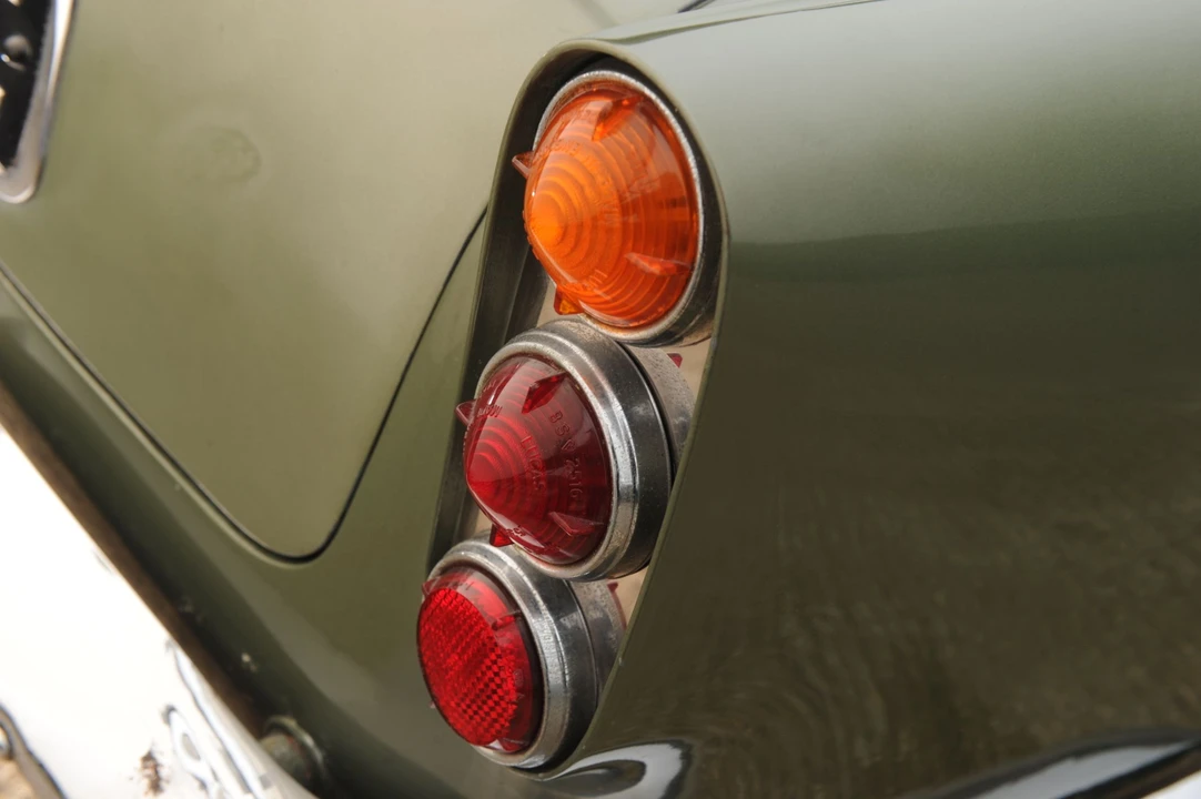 1962 Aston Martin DB4 - Image 27 of 31