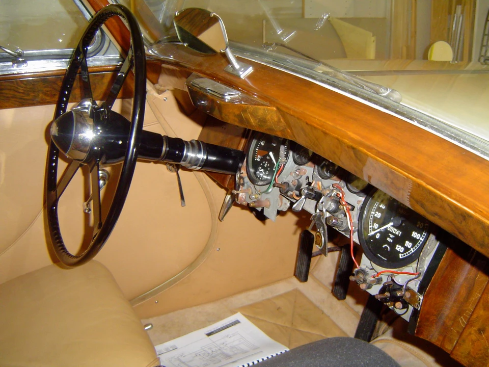 1951 Jaguar Mark V - Image 2 of 6