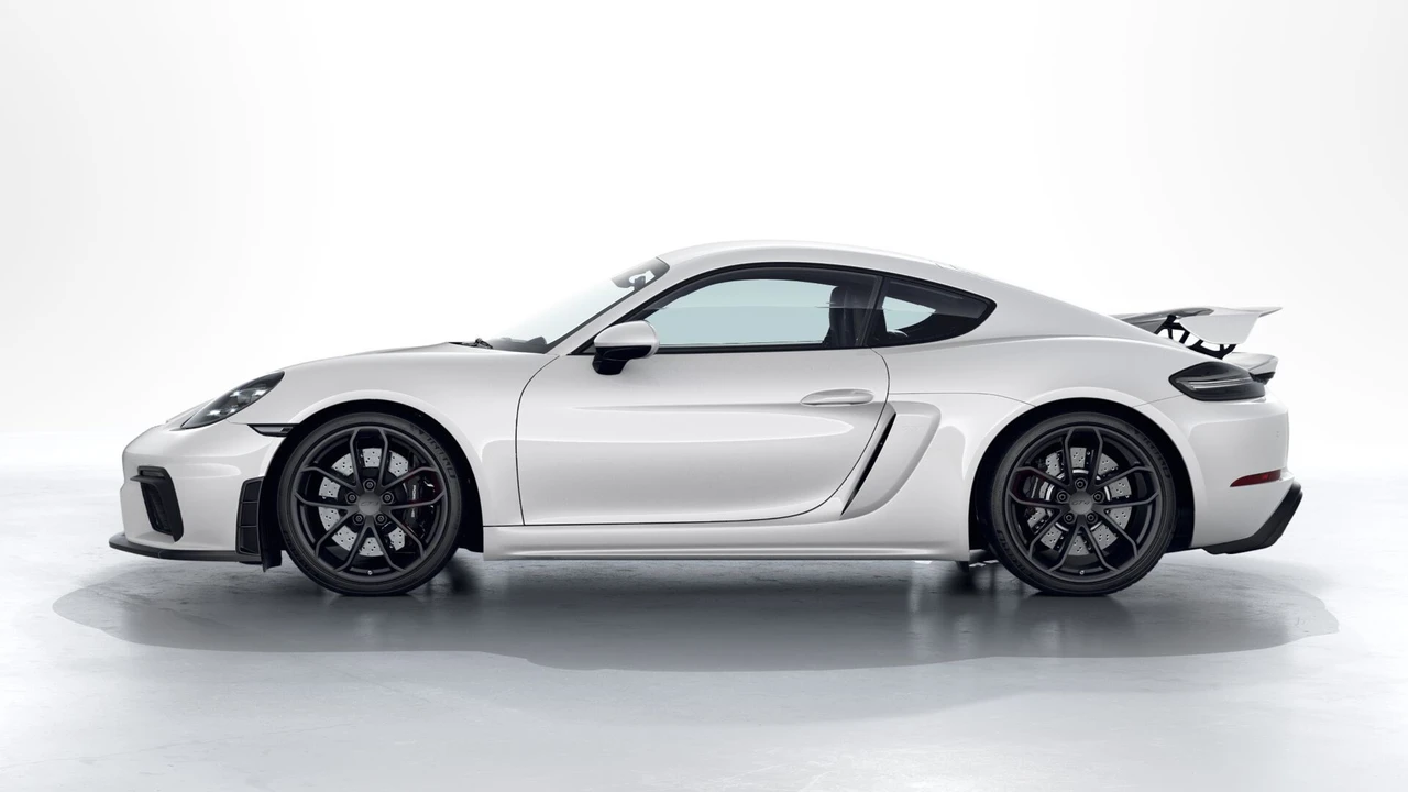 2023 Porsche 718 Cayman GT4 - Image 7 of 14