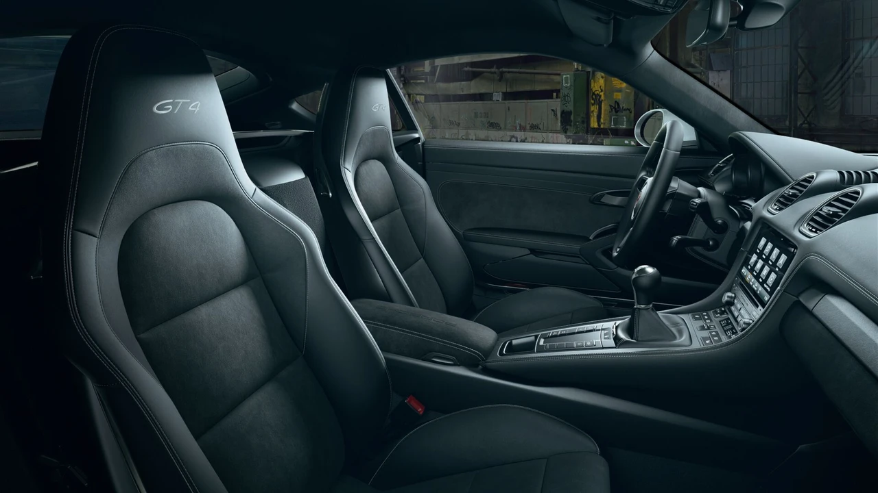 2023 Porsche 718 Cayman GT4 - Image 10 of 14