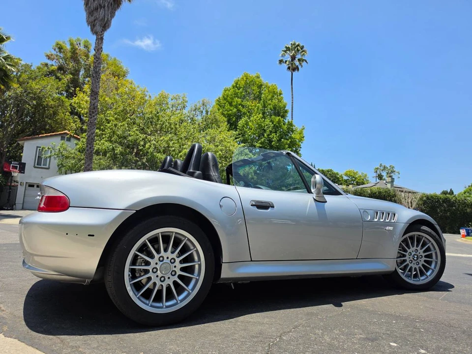 2001 BMW Z3 Roadster - Image 2 of 12