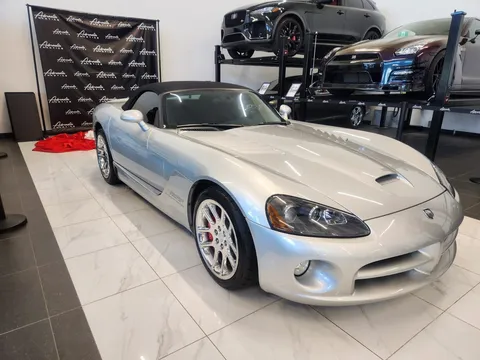 2004 Dodge Viper