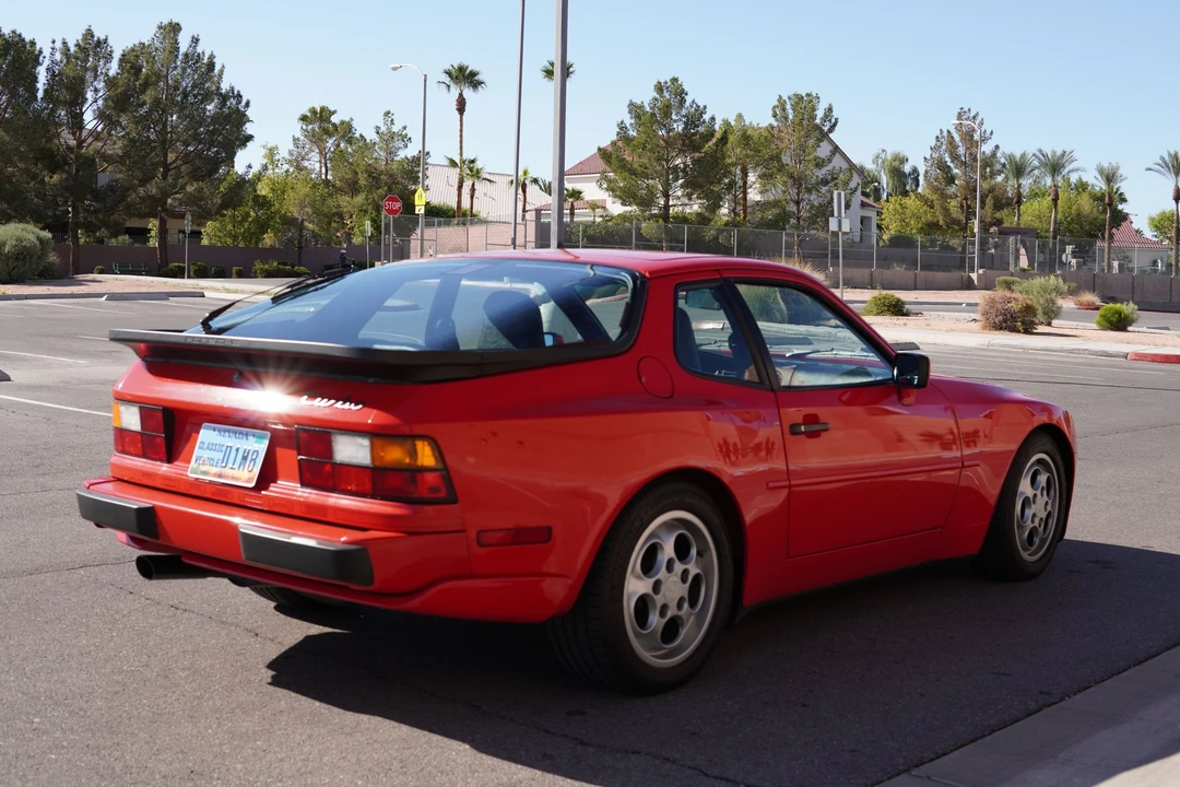 1988 Porsche 944 Turbo - Image 3 of 12