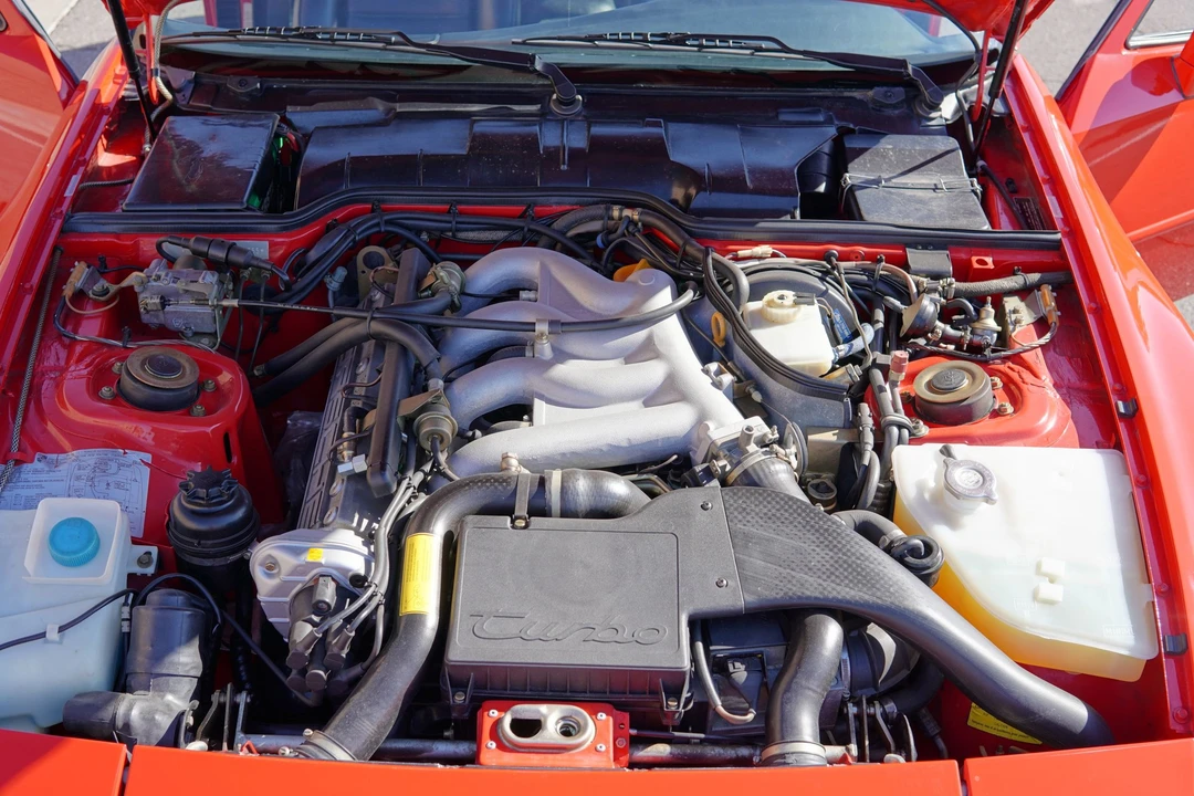 1988 Porsche 944 Turbo - Image 4 of 12
