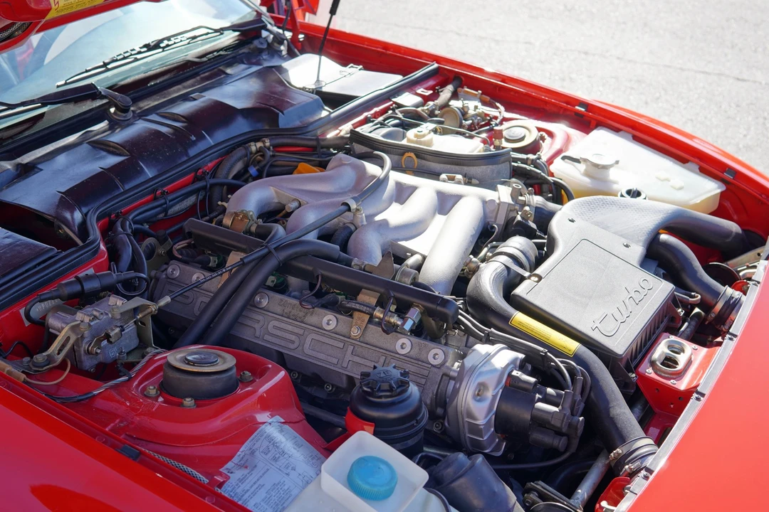 1988 Porsche 944 Turbo - Image 6 of 12