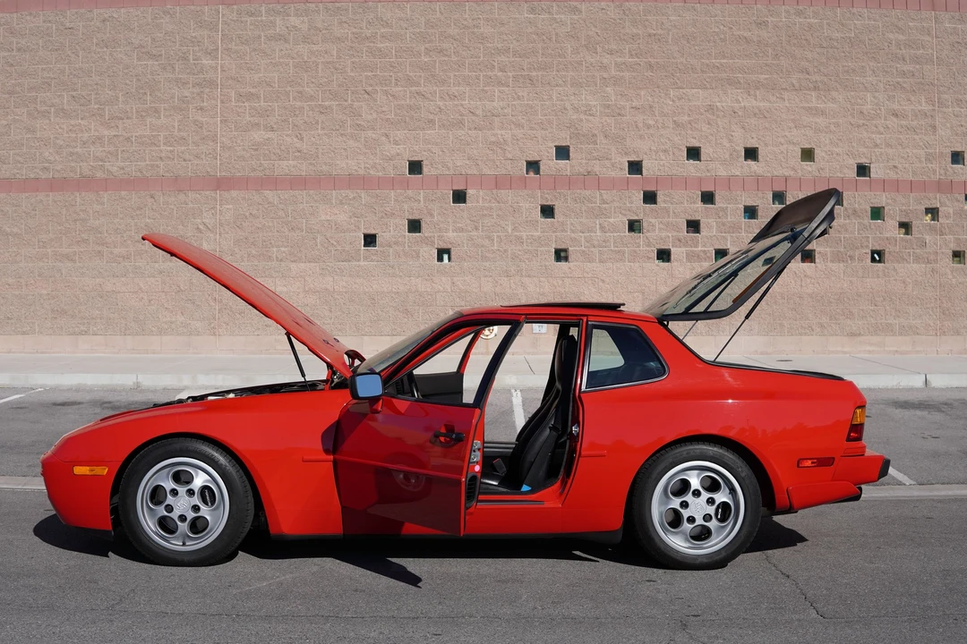 1988 Porsche 944 Turbo - Image 7 of 12