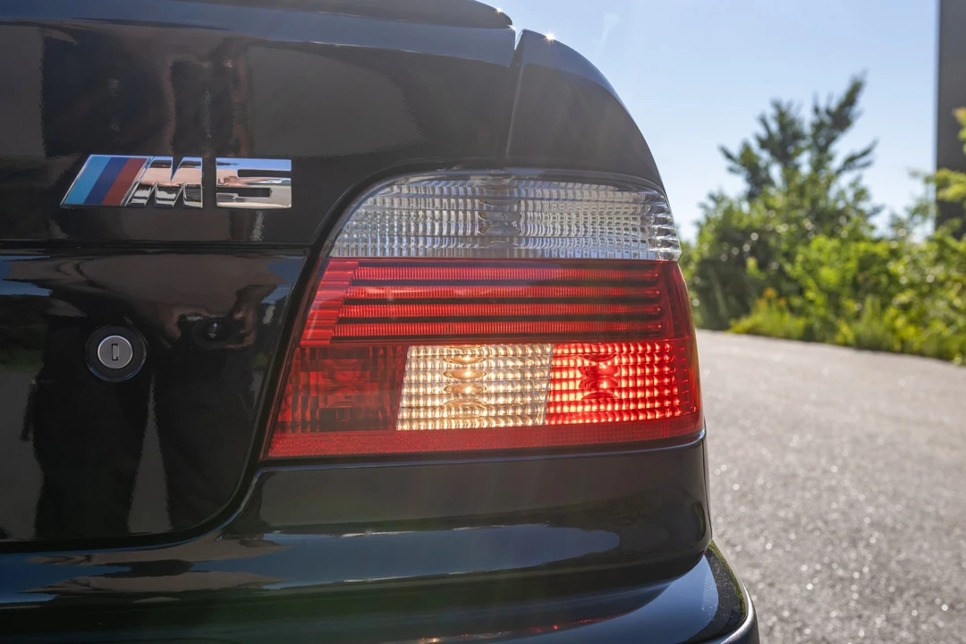 2001 BMW E39 M5 - Image 30 of 31