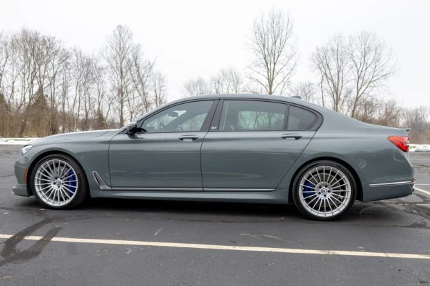 2018 BMW Alpina B7 - Image 3 of 9