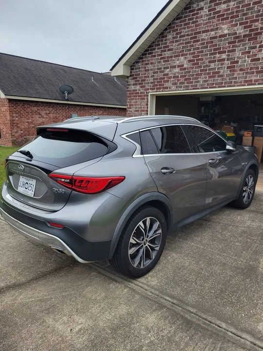 2017 Infiniti QX30 - Image 2 of 7