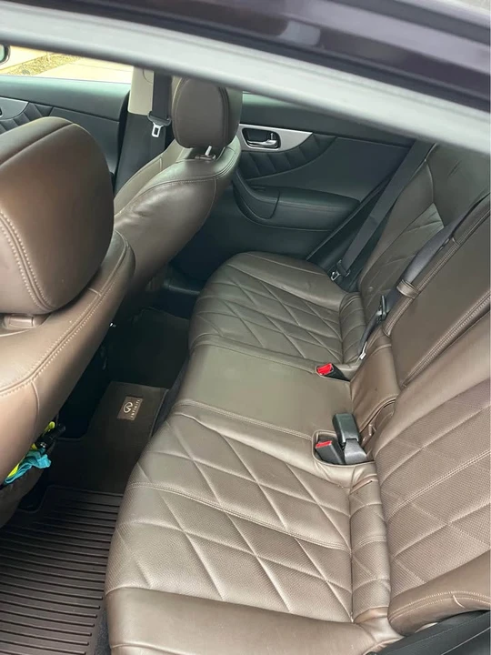 Infiniti FX 1st Gen - Image 6 of 7