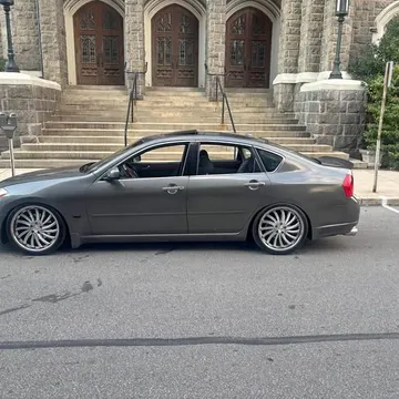 Infiniti M35