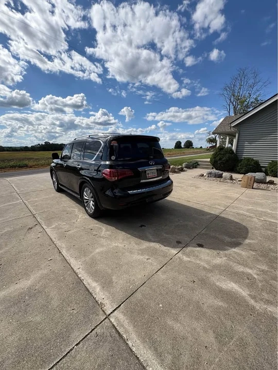 2015 Infiniti QX80 - Image 3 of 10