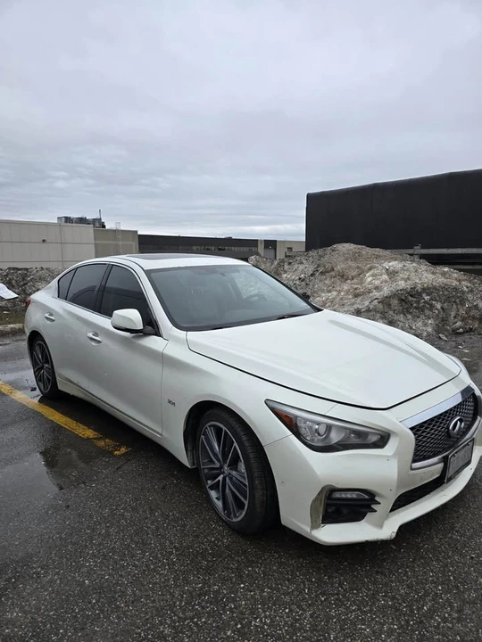 Infiniti Q50 - Image 2 of 4