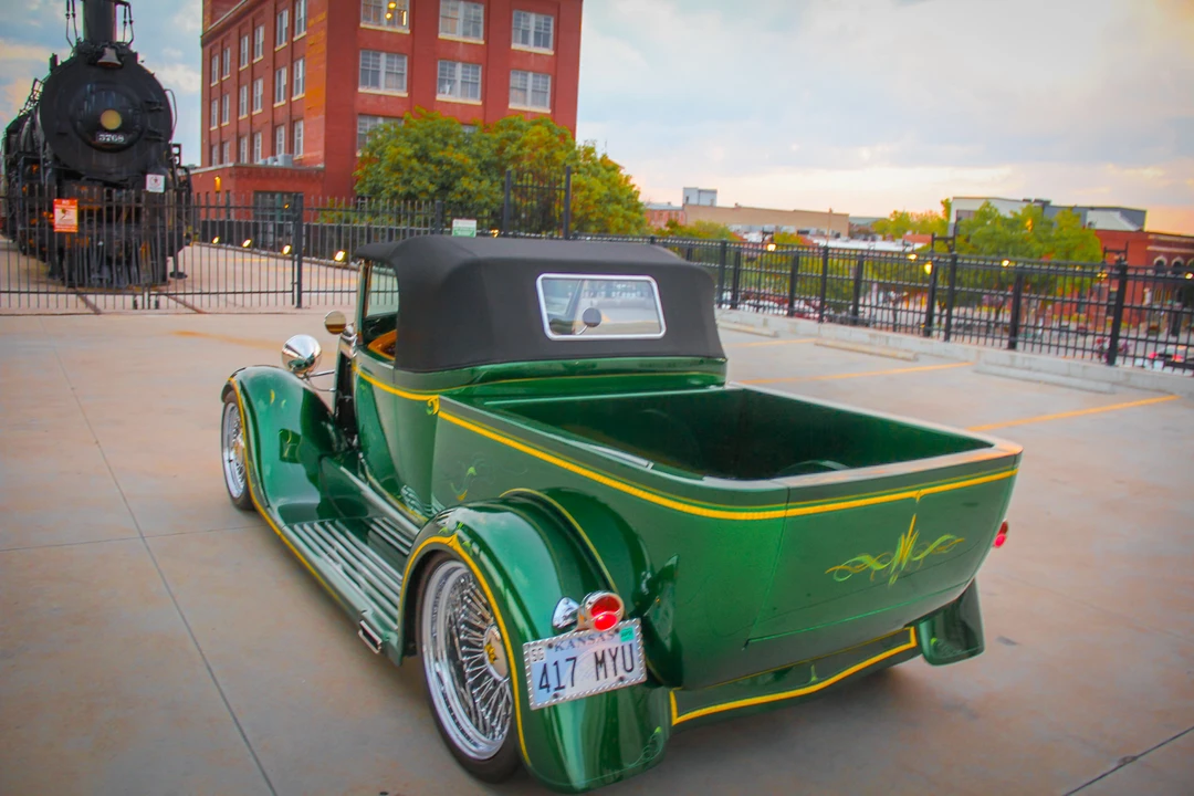 Ford Hot Rod - Image 28 of 31