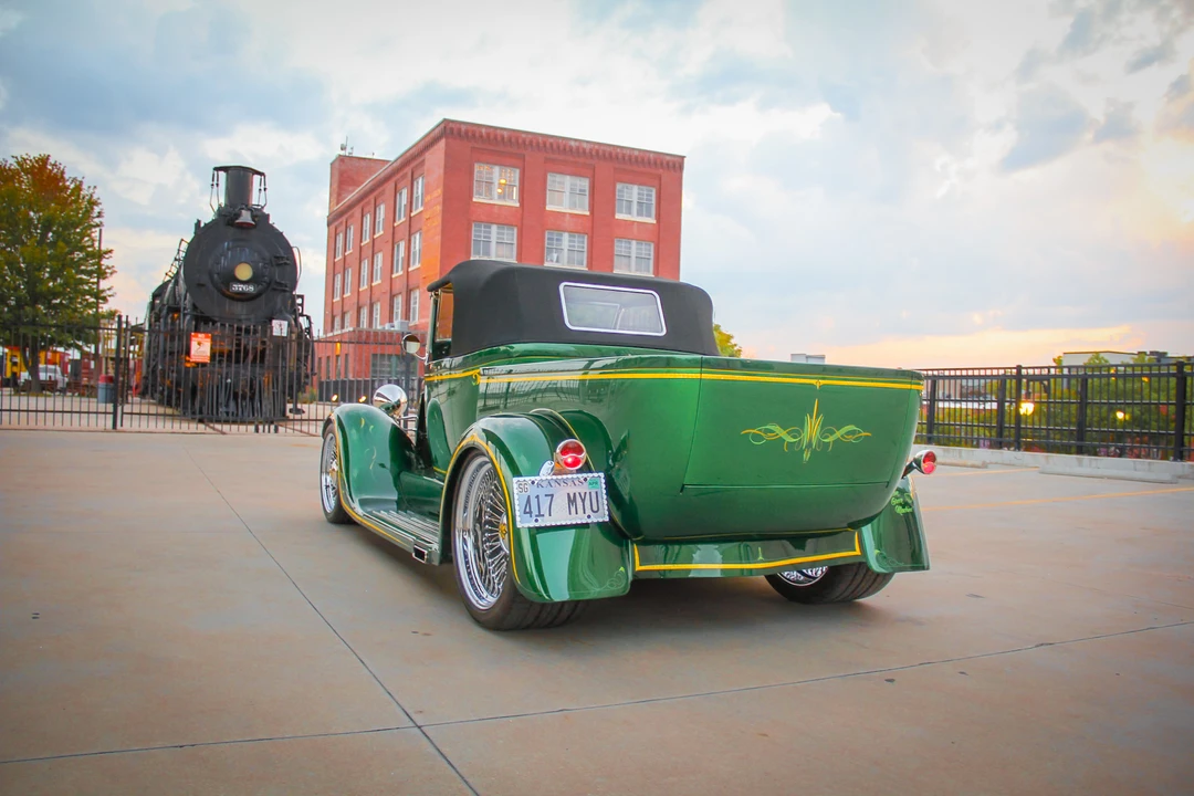 Ford Hot Rod - Image 25 of 31