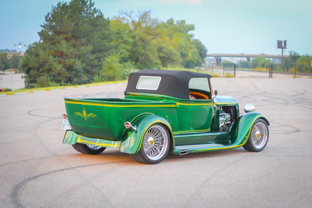 Ford Hot Rod - Image 15 of 31