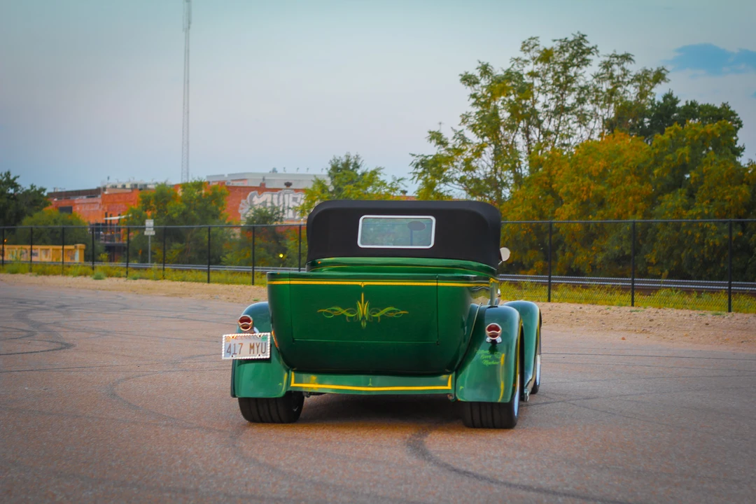 Ford Hot Rod - Image 19 of 31
