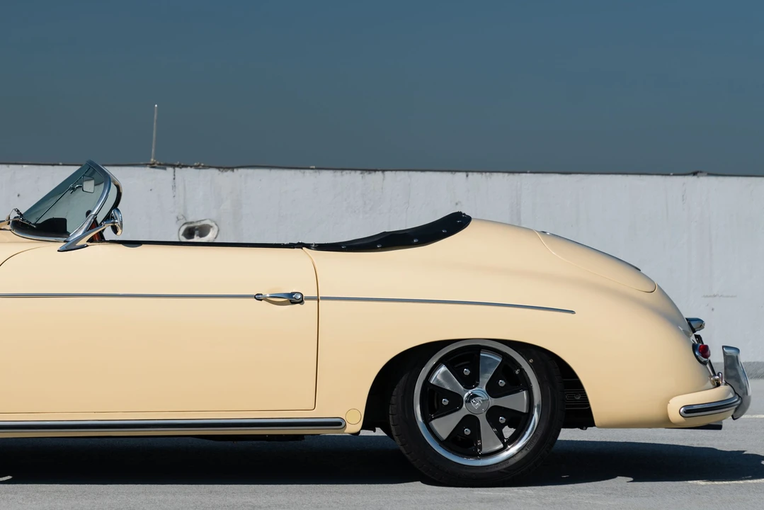 Porsche 356 Replica - Image 15 of 31
