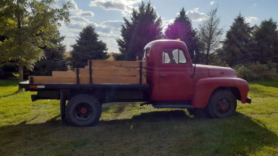 International Harvester Pickup - Image 2 of 2